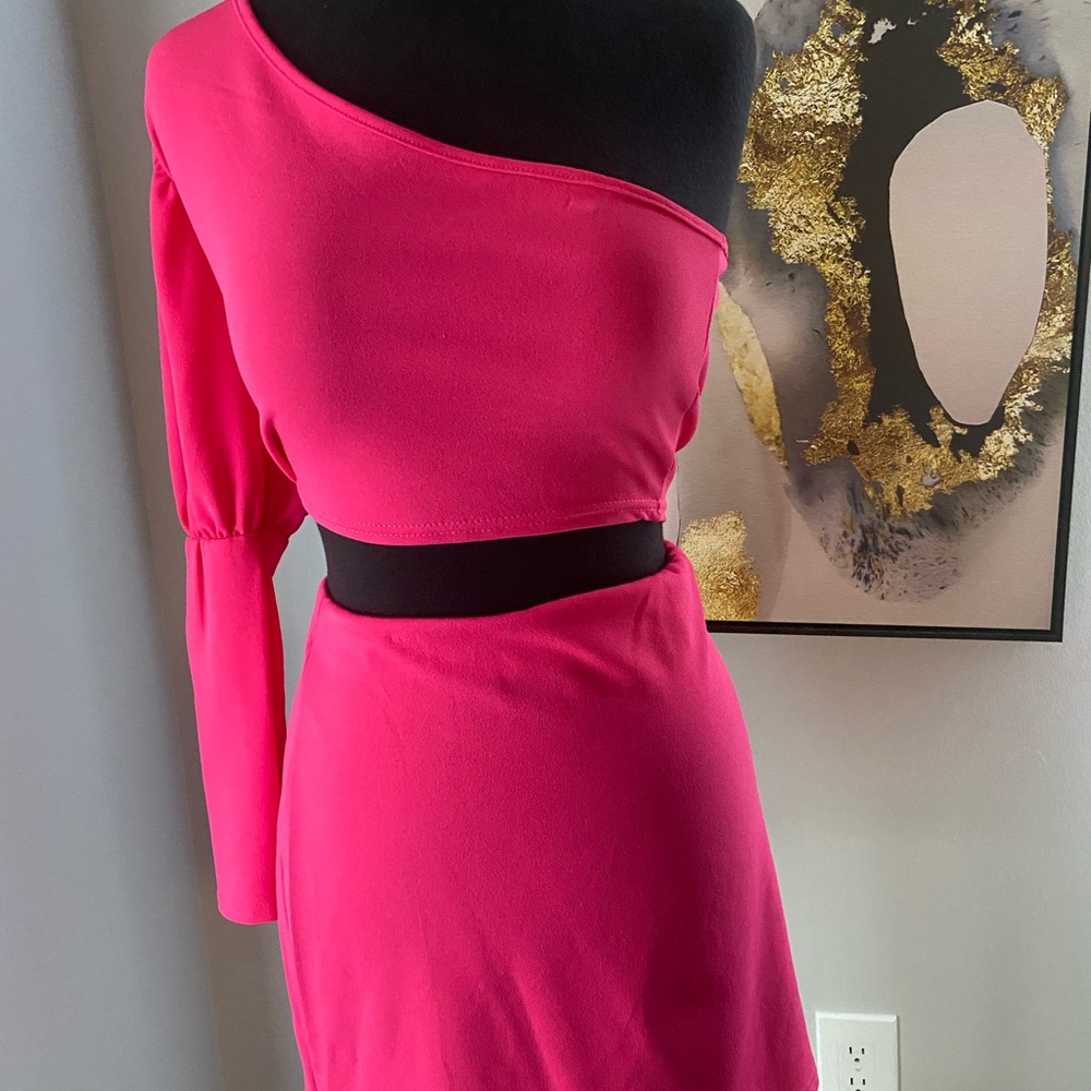 Pink 2 piece skirt set.